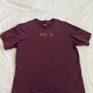 Nike Burgundy Short Sleeve Tee Loose Fit